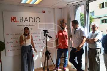 PCL Radio estrena programación e inmortaliza a Antonio Uche (Foto TA)